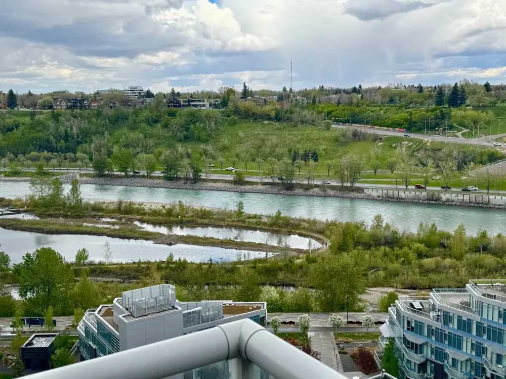 222 Riverfront Avenue SW Calgary AB T2P 0W3