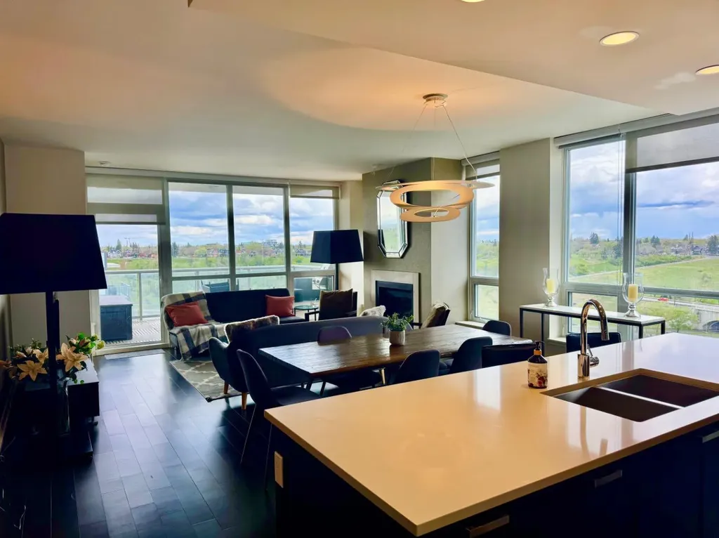 222 Riverfront Avenue SW Calgary AB T2P 0W3