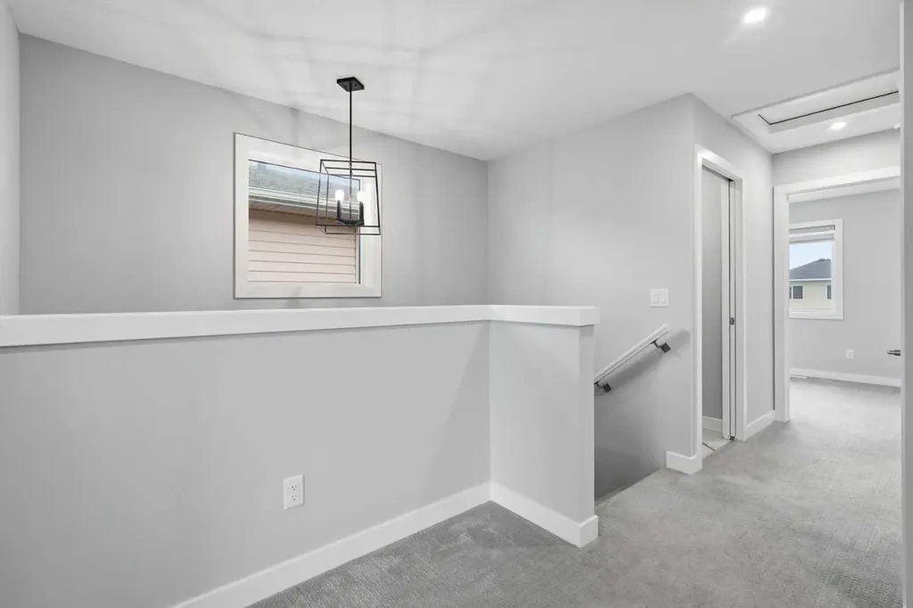 592 Dawson Drive Chestermere AB T1X 2X1