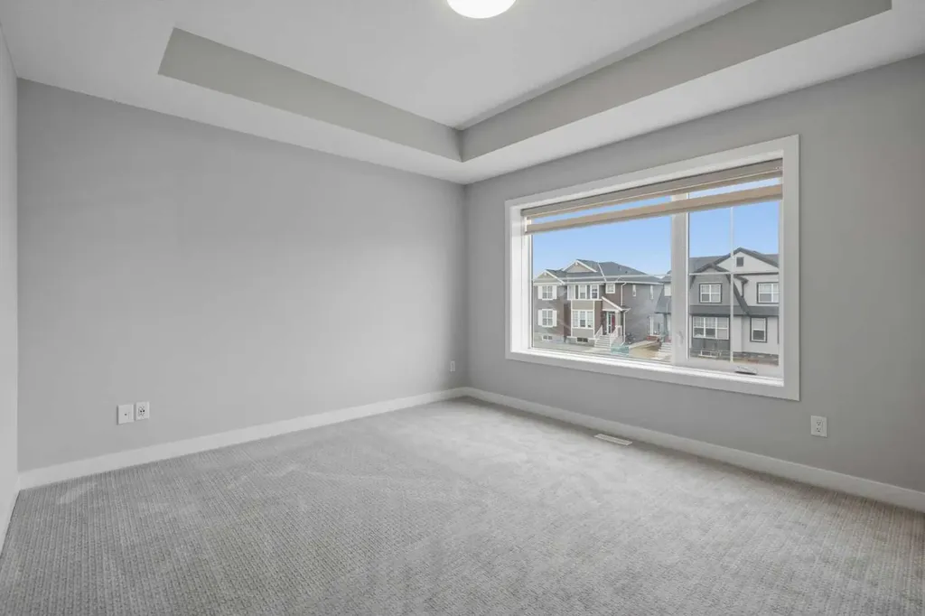592 Dawson Drive Chestermere AB T1X 2X1