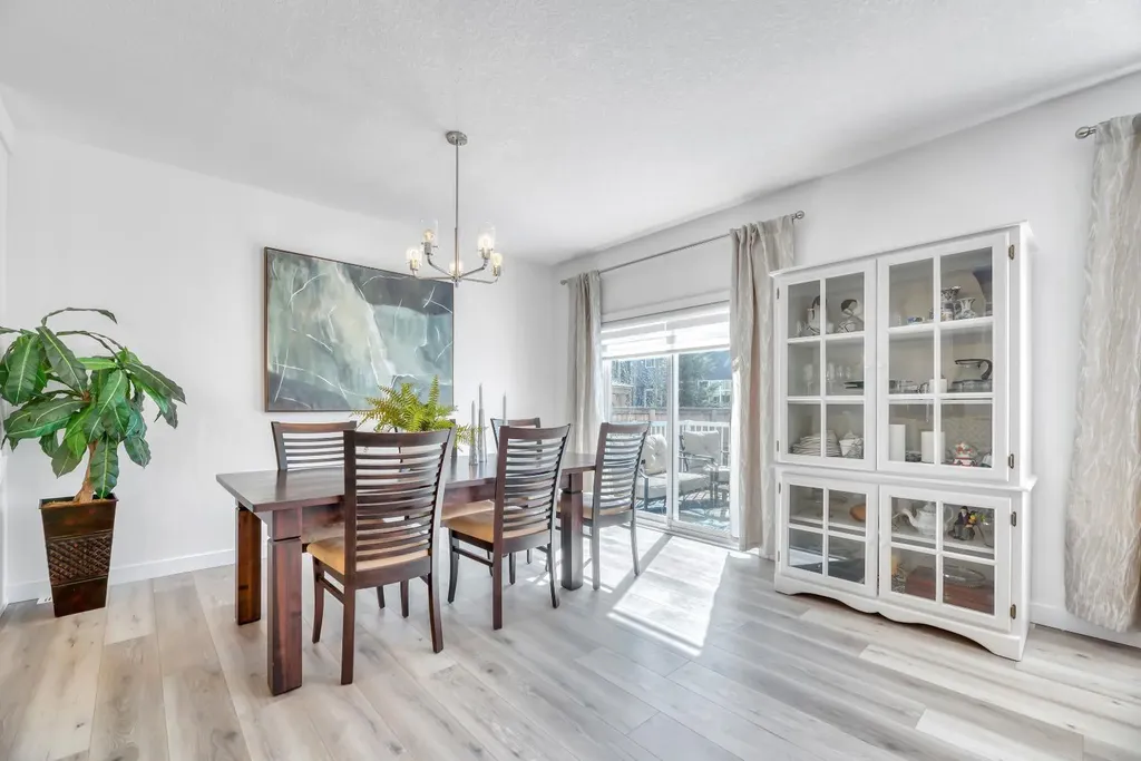 485 Legacy Boulevard SE Calgary AB T2X 0Y6
