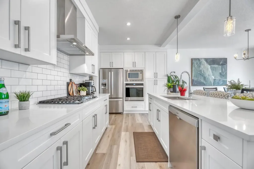 485 Legacy Boulevard SE Calgary AB T2X 0Y6