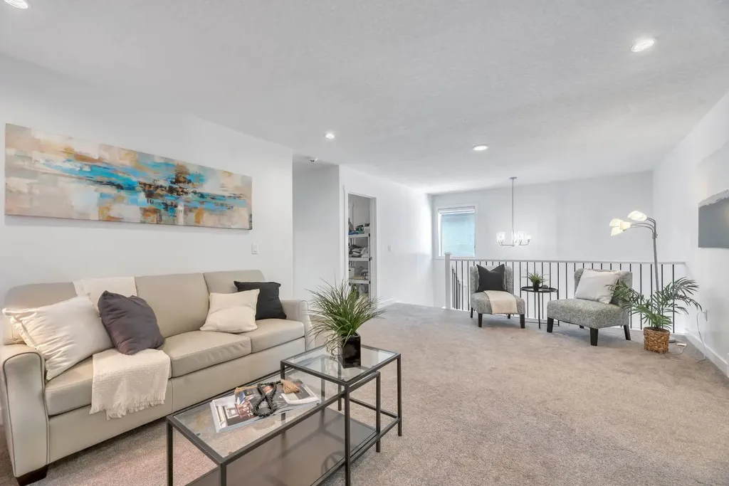 485 Legacy Boulevard SE Calgary AB T2X 0Y6