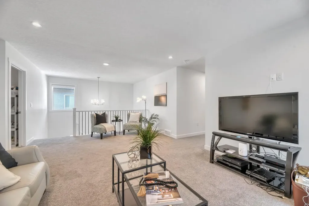 485 Legacy Boulevard SE Calgary AB T2X 0Y6