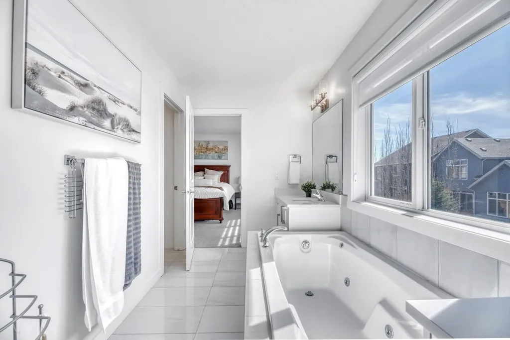 485 Legacy Boulevard SE Calgary AB T2X 0Y6