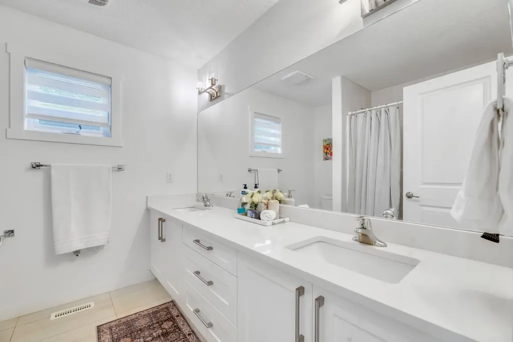 485 Legacy Boulevard SE Calgary AB T2X 0Y6