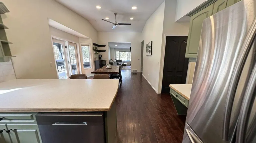 32375 Range Road 62 Rural Mountain View County AB T0M1X0
