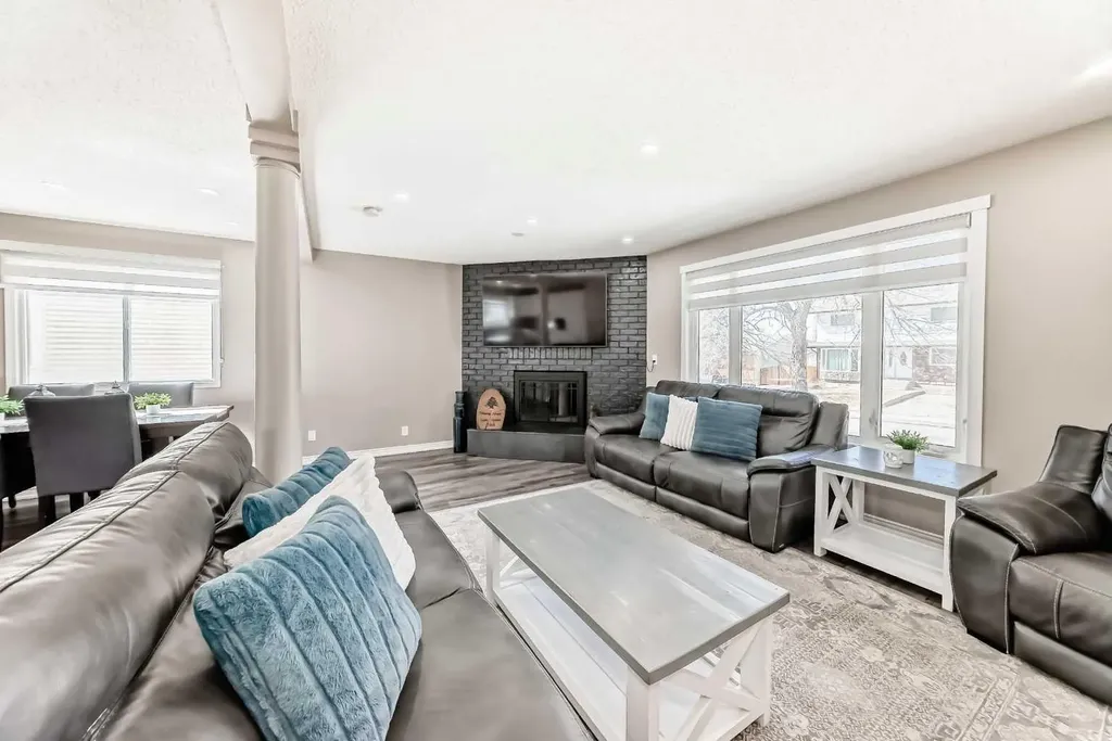132 Whiteview Close NE Calgary AB T1Y 1R2