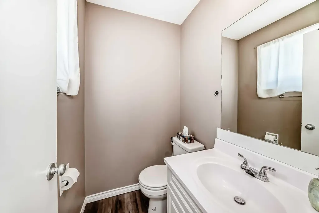 132 Whiteview Close NE Calgary AB T1Y 1R2