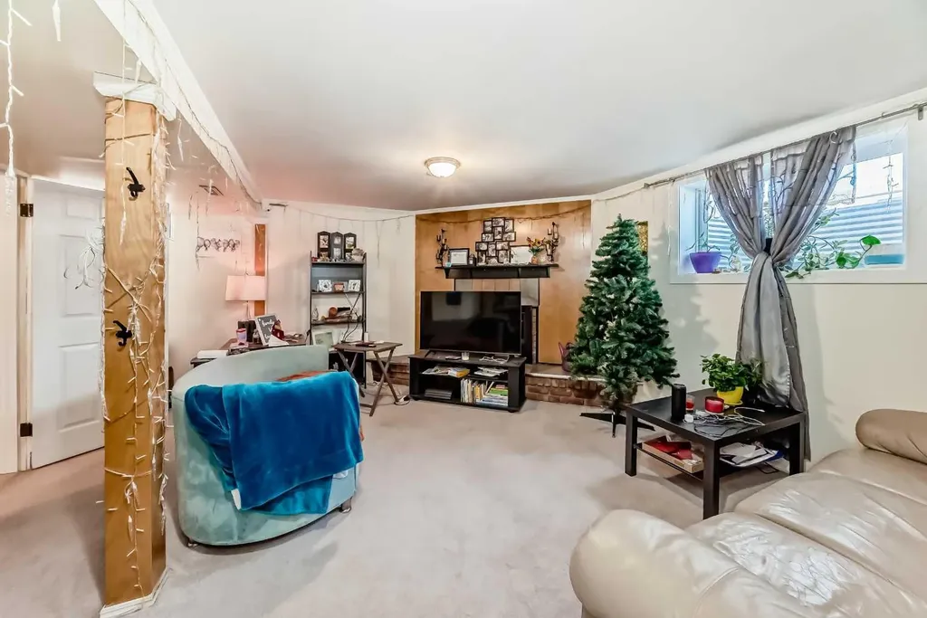 132 Whiteview Close NE Calgary AB T1Y 1R2