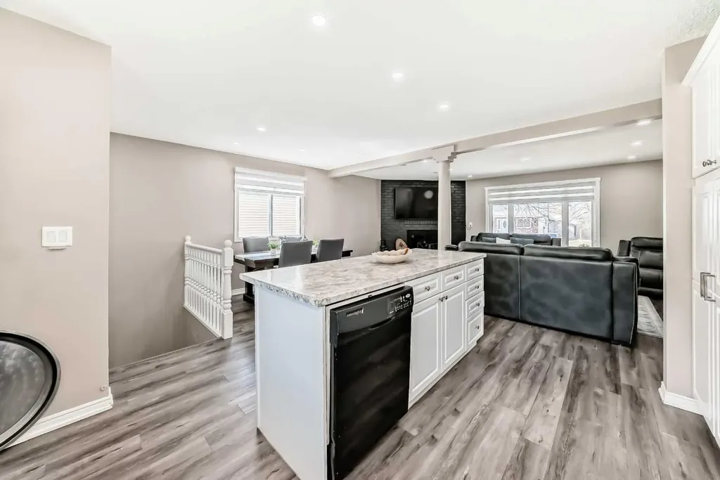 132 Whiteview Close NE Calgary AB T1Y 1R2
