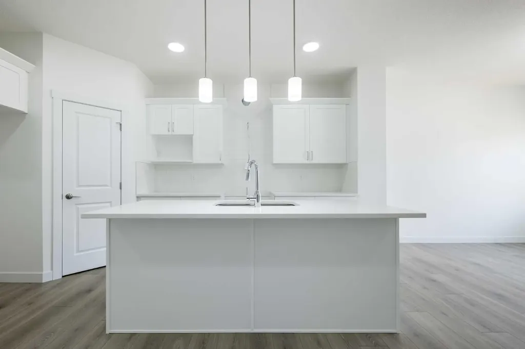 136 Heartland Street Cochrane AB T4C 3L9