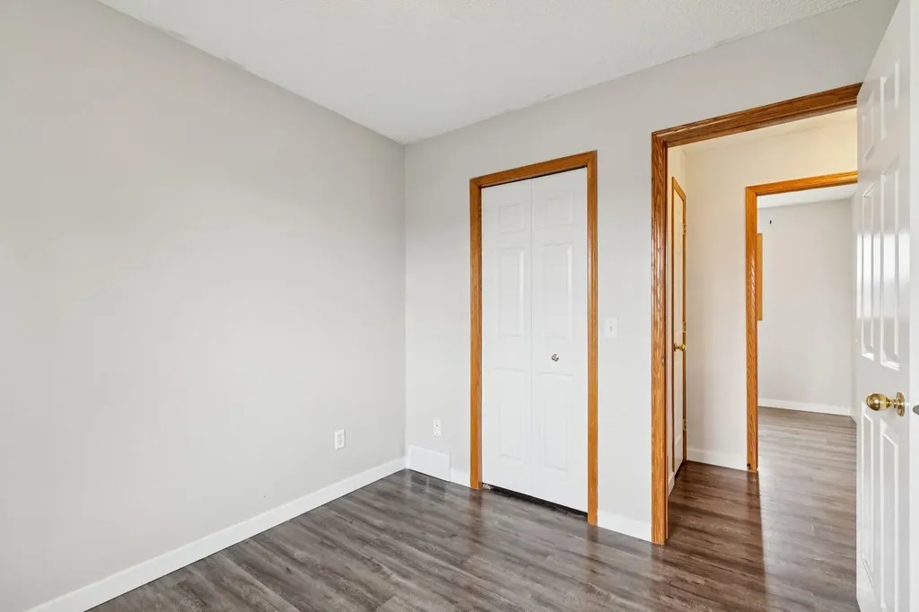 87 Cimarron Meadows Way Okotoks AB T1S1W1