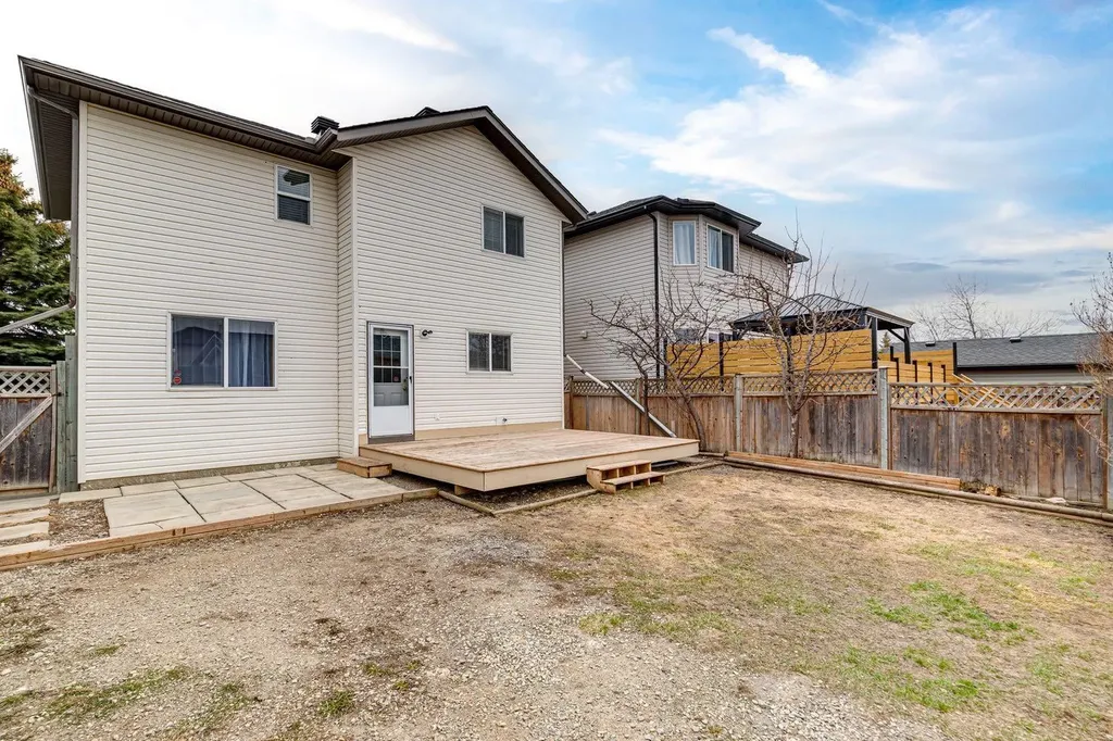 87 Cimarron Meadows Way Okotoks AB T1S1W1