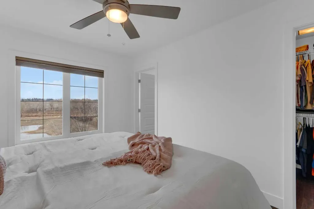 424 Quarry Way SE Calgary AB T2C 5N4