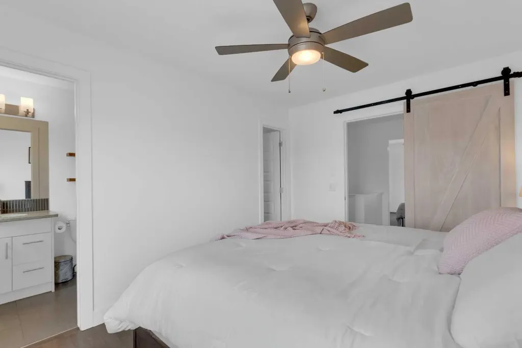 424 Quarry Way SE Calgary AB T2C 5N4