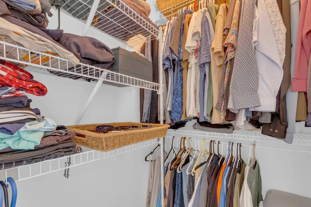 424 Quarry Way SE Calgary AB T2C 5N4