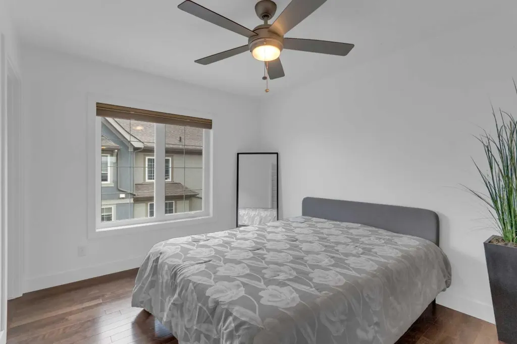 424 Quarry Way SE Calgary AB T2C 5N4