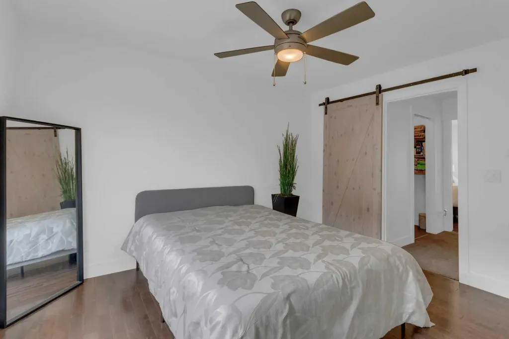 424 Quarry Way SE Calgary AB T2C 5N4