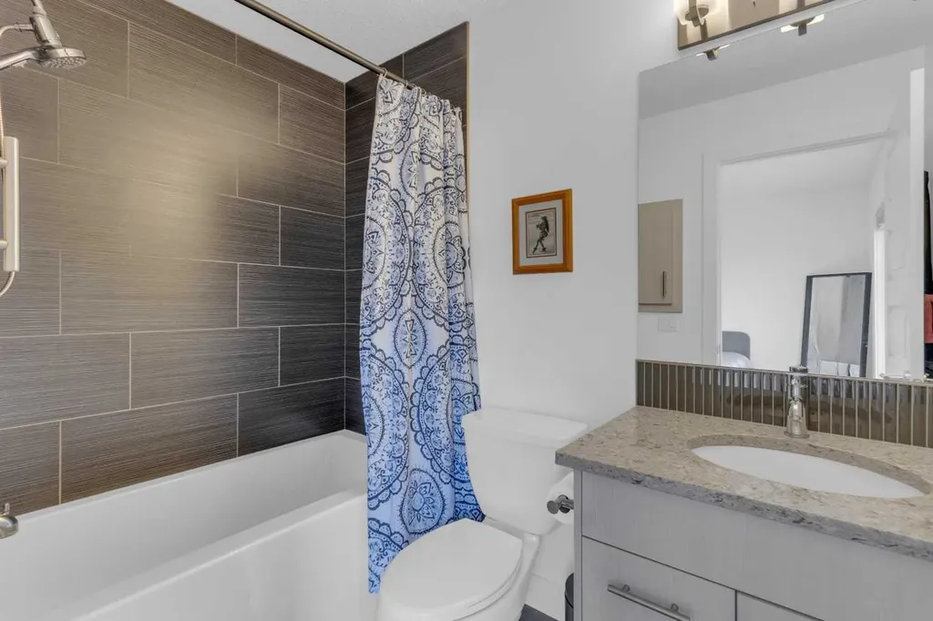 424 Quarry Way SE Calgary AB T2C 5N4