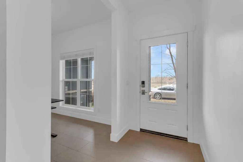 424 Quarry Way SE Calgary AB T2C 5N4