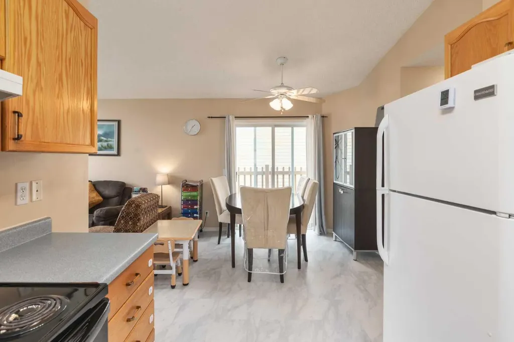 135 Covewood Close NE Calgary AB T3K 4Z8