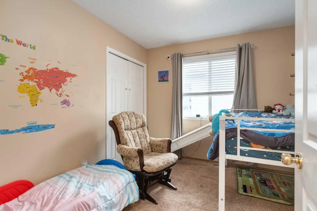 135 Covewood Close NE Calgary AB T3K 4Z8