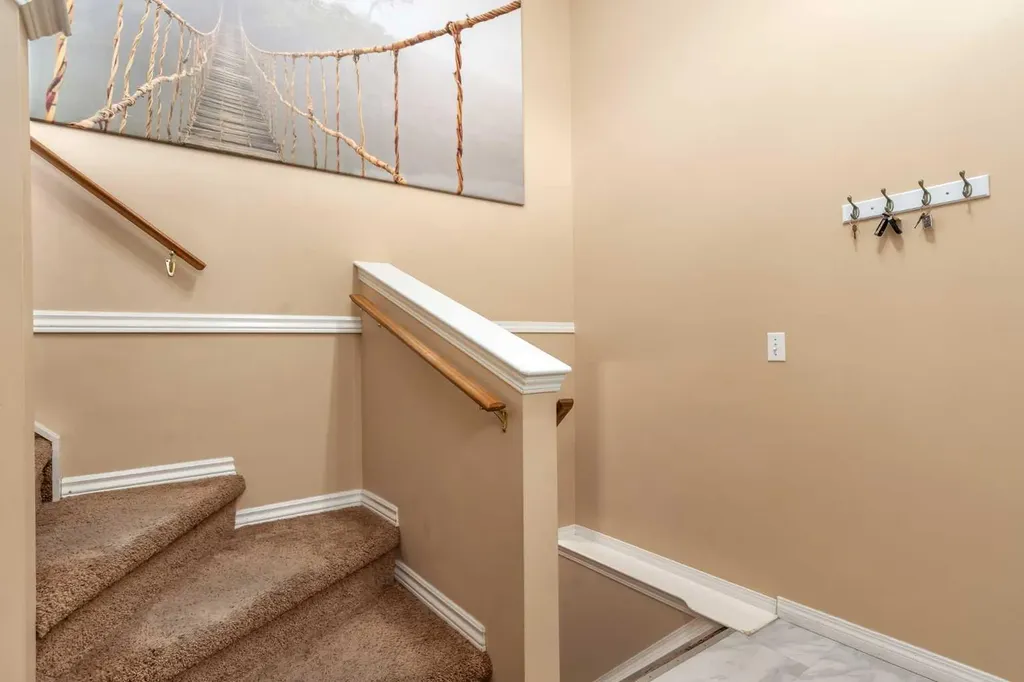 135 Covewood Close NE Calgary AB T3K 4Z8