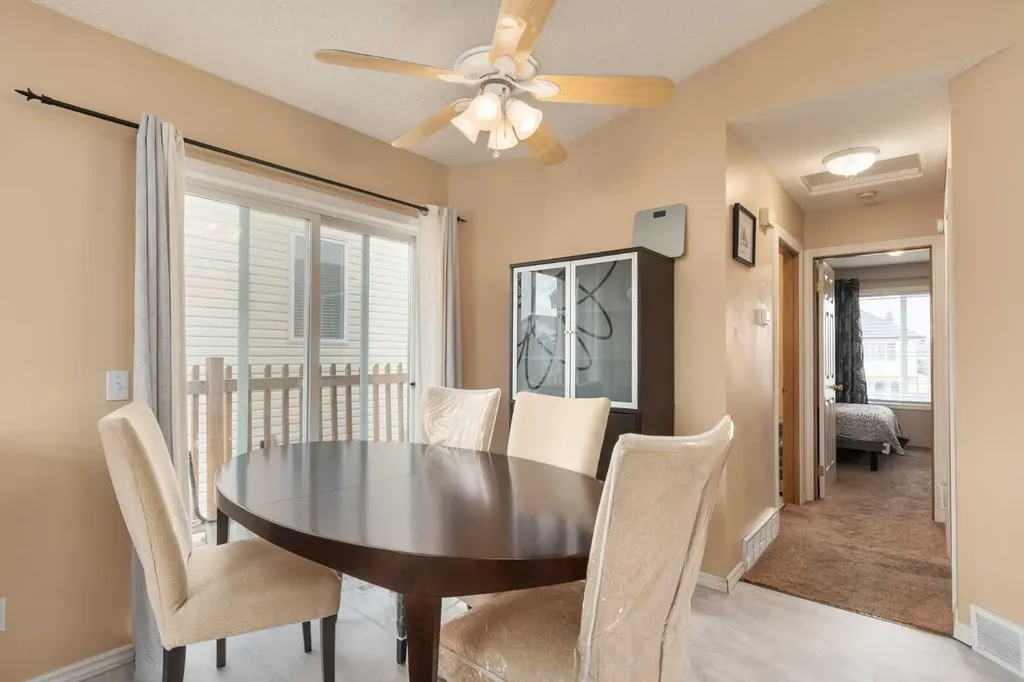 135 Covewood Close NE Calgary AB T3K 4Z8