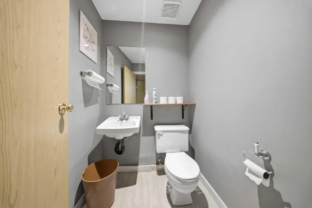 122 2 Avenue Strathmore AB T1P 1K1