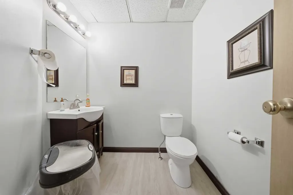 122 2 Avenue Strathmore AB T1P 1K1