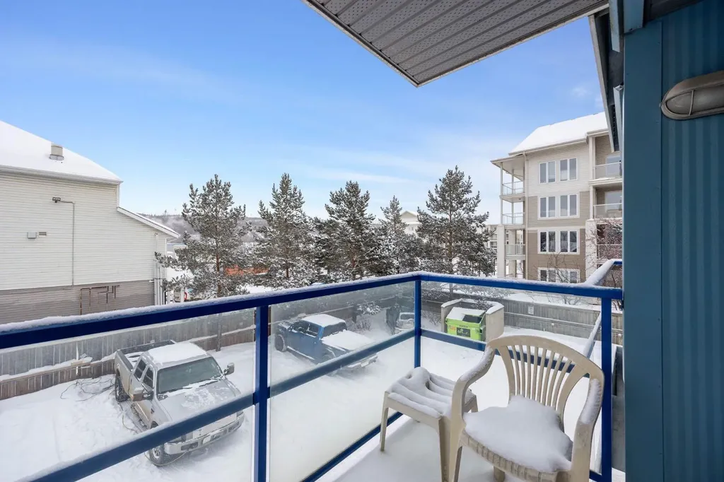 8026 Franklin Avenue Fort Mcmurray AB T9H5K3