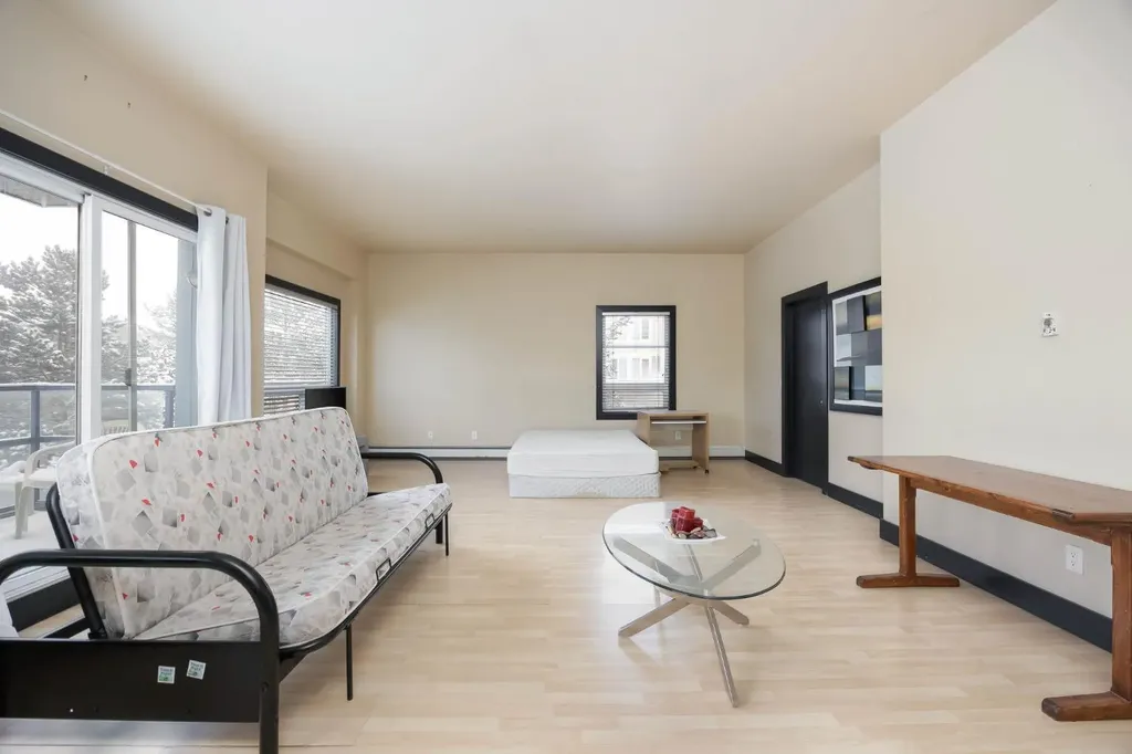 8026 Franklin Avenue Fort Mcmurray AB T9H5K3