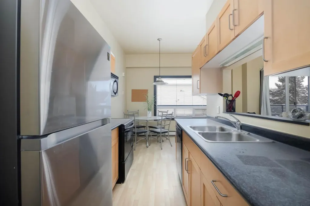 8026 Franklin Avenue Fort Mcmurray AB T9H5K3