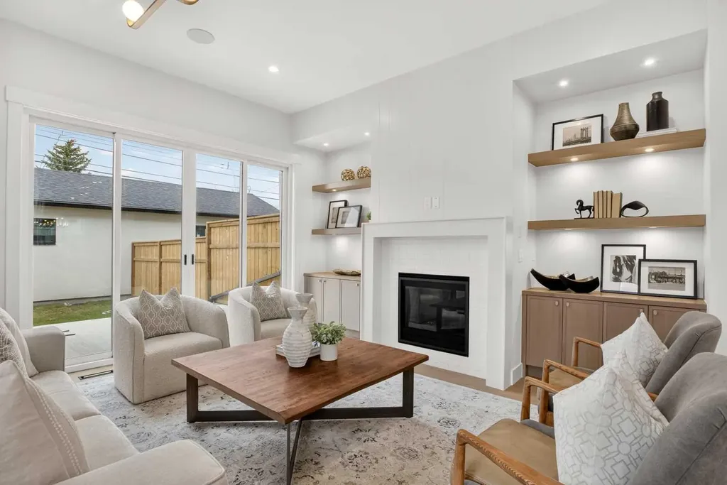 2533 2 Avenue NW Calgary AB T2N 0H7