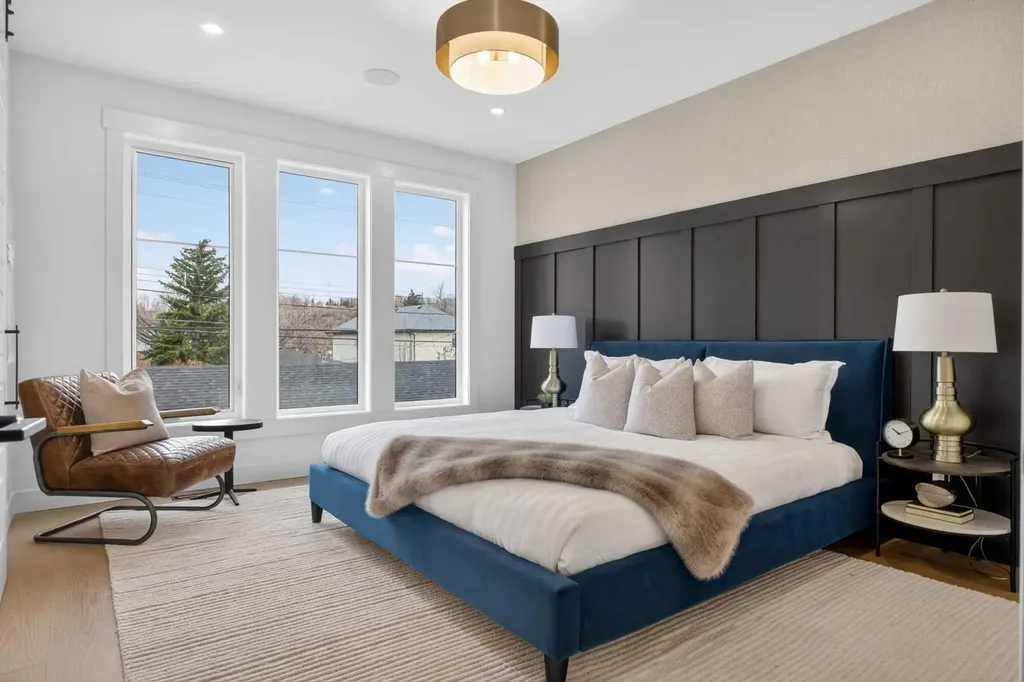 2533 2 Avenue NW Calgary AB T2N 0H7