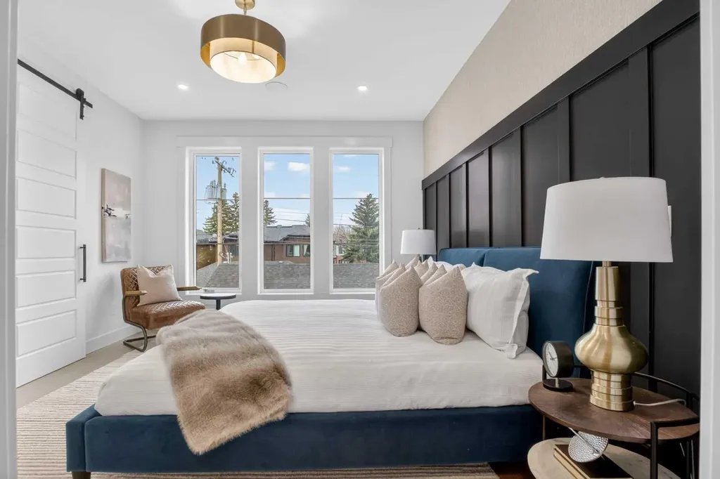 2533 2 Avenue NW Calgary AB T2N 0H7