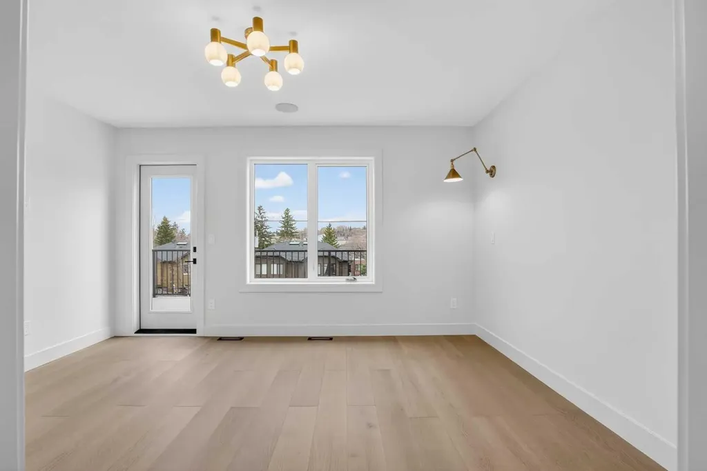 2533 2 Avenue NW Calgary AB T2N 0H7