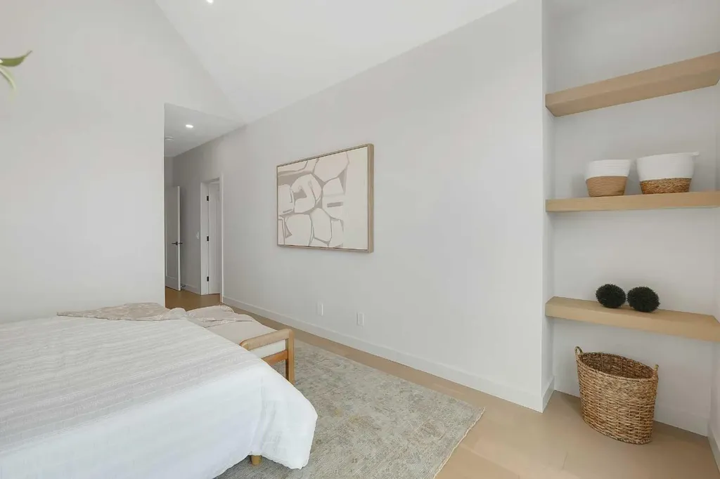 5018 21a Street SW Calgary AB T6T 0B3