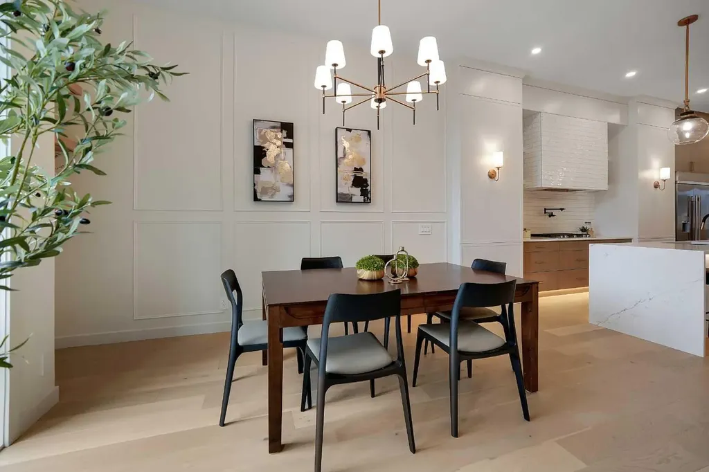 5018 21a Street SW Calgary AB T6T 0B3