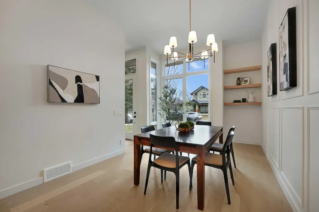 5018 21a Street SW Calgary AB T6T 0B3