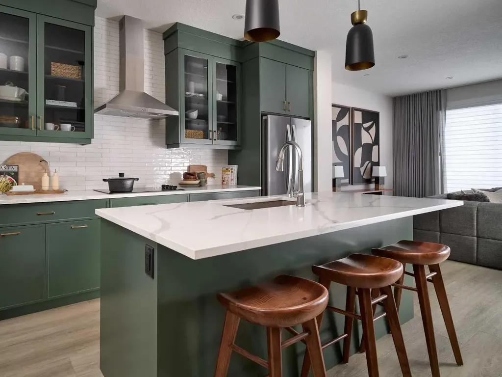 124 Royston Gardens NW Calgary AB T3L0P1