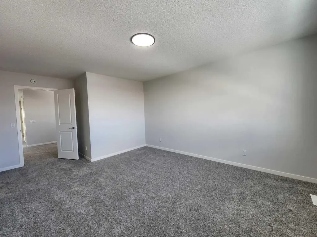 364 Herron Landing NE Calgary AB T3P 2R5