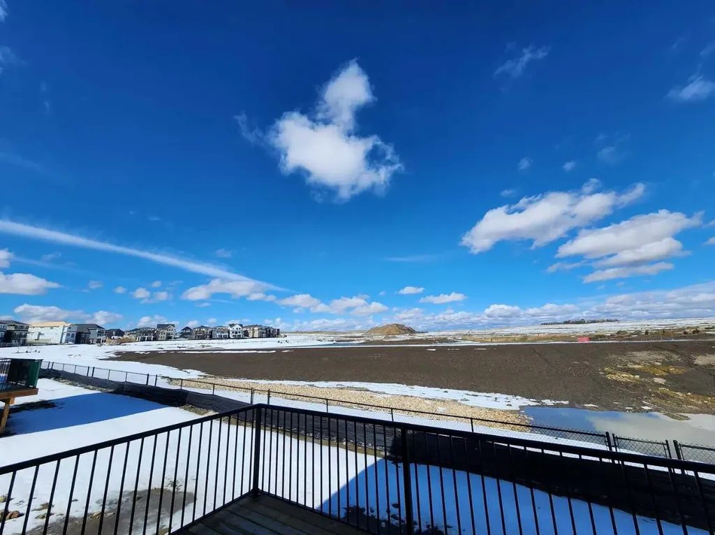 364 Herron Landing NE Calgary AB T3P 2R5