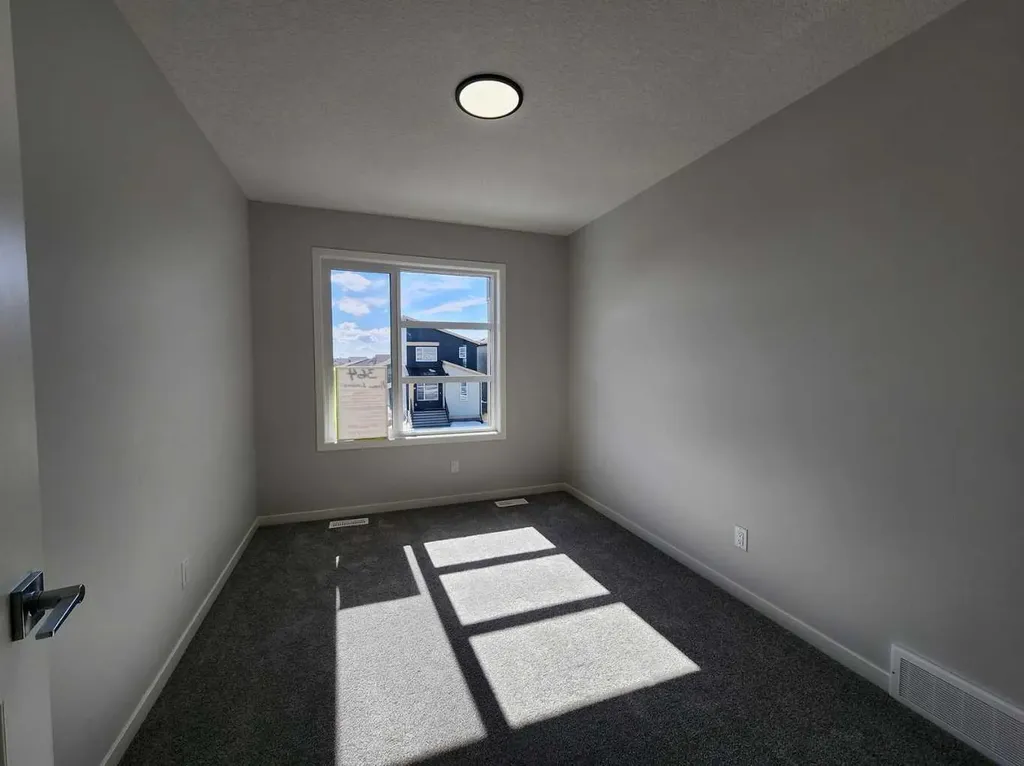364 Herron Landing NE Calgary AB T3P 2R5