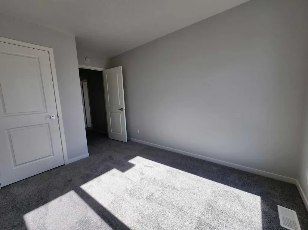 364 Herron Landing NE Calgary AB T3P 2R5