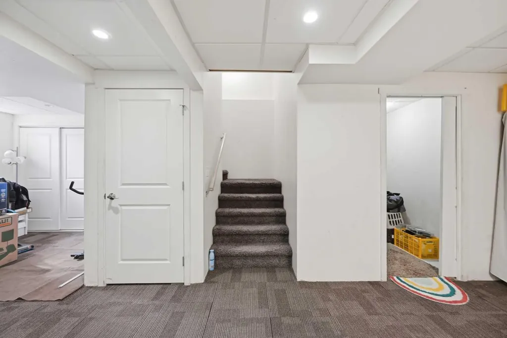 98 Panatella Hill NW Calgary AB T3K 0B6