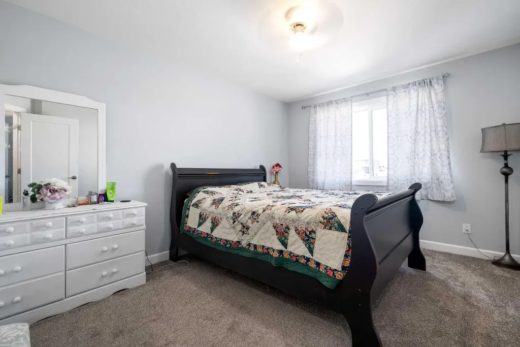 17 & 21 Sage Brush Avenue Taber AB T1G 0E8