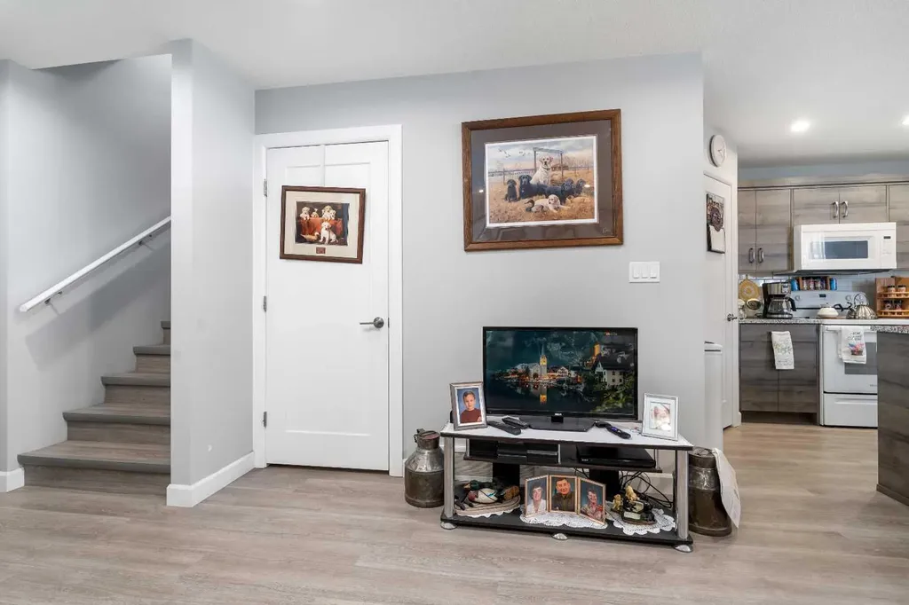 17 & 21 Sage Brush Avenue Taber AB T1G 0E8