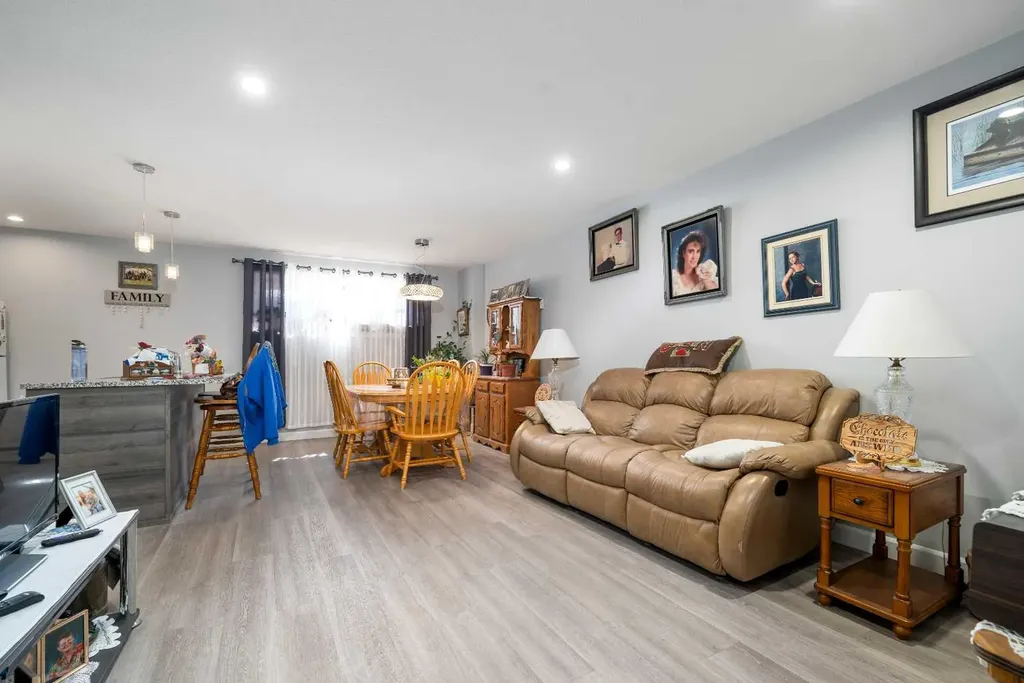17 & 21 Sage Brush Avenue Taber AB T1G 0E8